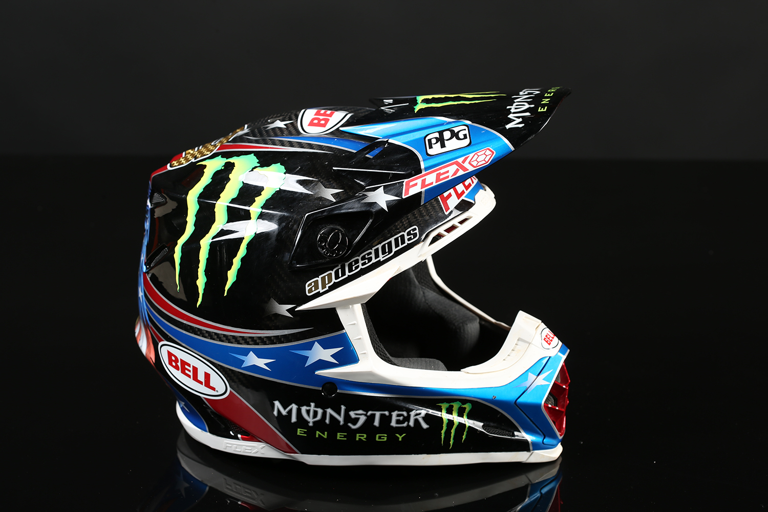 Last Chance to Win Eli Tomac's Bell Moto 9 Flex! - Swapmoto Live