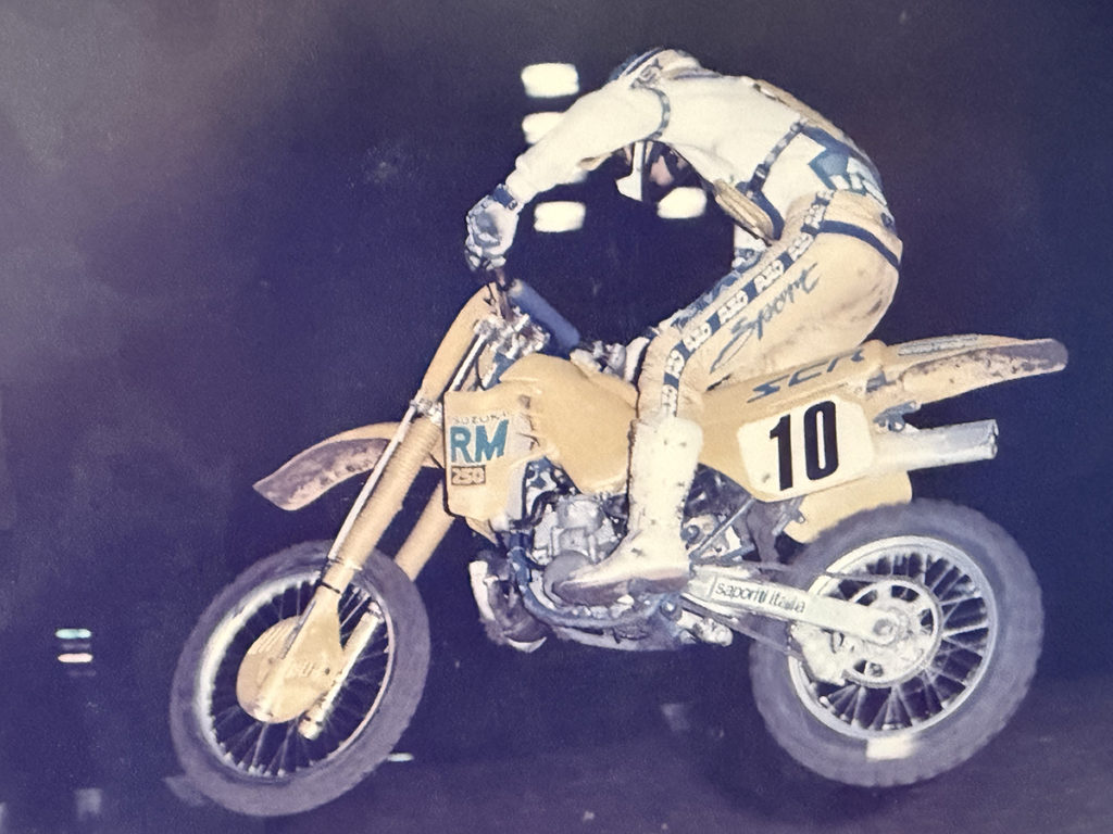 1988年 Suzuki Racing Calendar 希少 Editor's Corner | Fond Memories of the 1988 Suzuki RM250