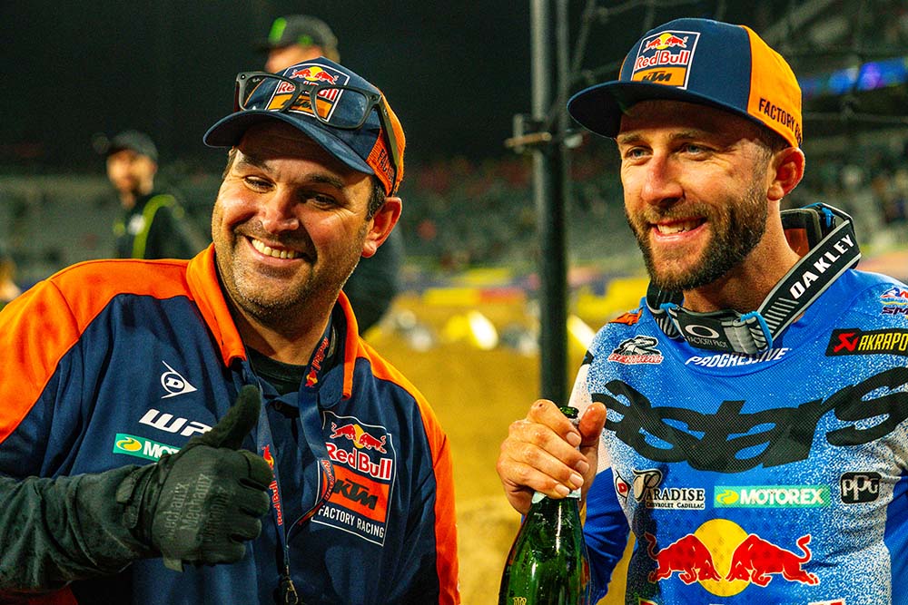 2026 San Diego Supercross | Race Report and Results - Swapmoto Live