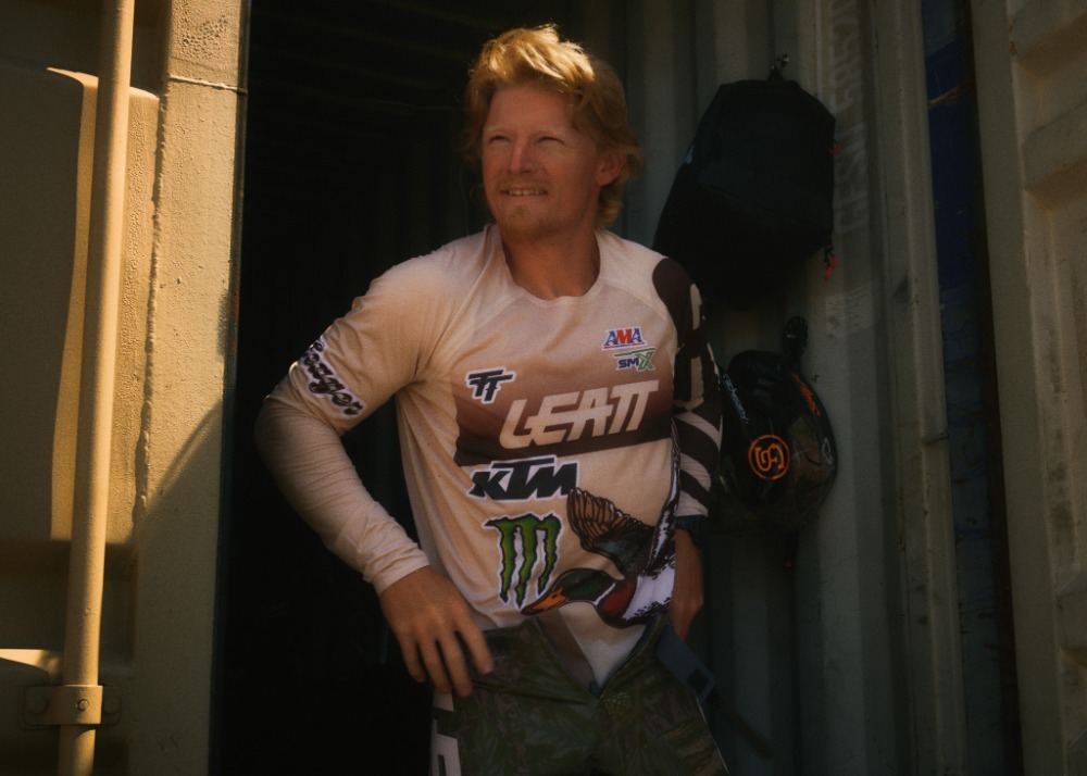 You've Gotta See Justin Hill's Custom Leatt x Seager Kit For SMX
