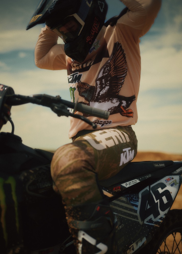 You've Gotta See Justin Hill's Custom Leatt x Seager Kit For SMX